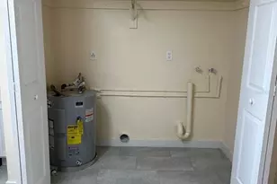 1430 Moonlite Dr, Lakeland, FL 33801 - Photo 9