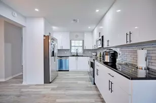 1718 Theon St, Sebring, FL 33870 - Photo 9