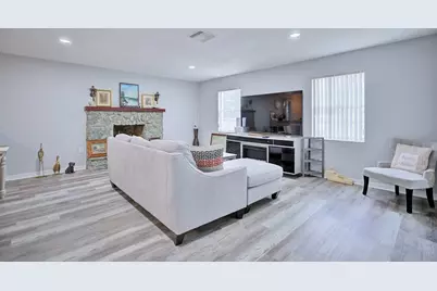 1718 Theon Street, Sebring, FL 33870 - Photo 3