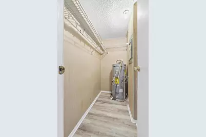 3202 Otter Creek Court, Lakeland, FL 33810 - Photo 17