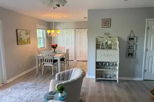 249 Pompano Dr SE, Saint Petersburg, FL 33705 - Photo 7