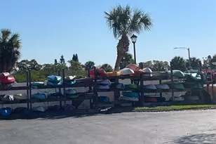 249 Pompano Dr SE, Saint Petersburg, FL 33705 - Photo 15