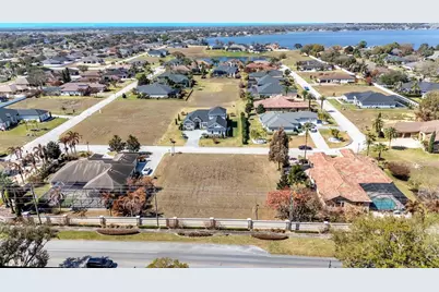 4410 Emerald Palms Lane, Winter Haven, FL 33884 - Photo 13