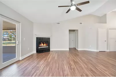 5215 Martinique Drive, Lakeland, FL 33812 - Photo 3