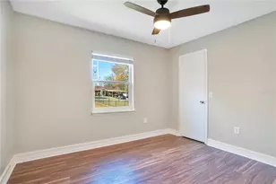 5215 Martinique Dr, Lakeland, FL 33812 - Photo 17