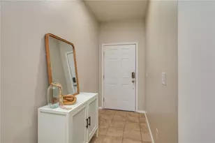 4953 White Sanderling Ct, Tampa, FL 33619 - Photo 3