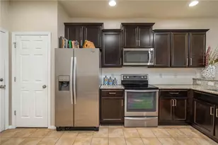 4953 White Sanderling Ct, Tampa, FL 33619 - Photo 5