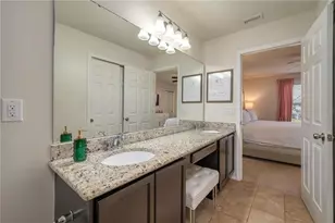 4953 White Sanderling Ct, Tampa, FL 33619 - Photo 17