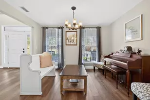 5834 Coveview Dr E, Lakeland, FL 33813 - Photo 9