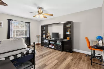 5834 Coveview Drive E, Lakeland, FL 33813 - Photo 27