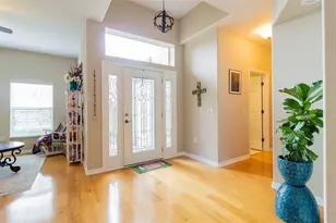 6919 Eagle Ridge Blvd, Lakeland, FL 33813 - Photo 3