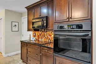 1007 Rolling Woods Ln, Lakeland, FL 33813 - Photo 17