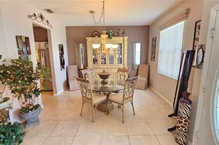 543 Terranova Cir, Winter Haven, FL 33884 - Photo 3