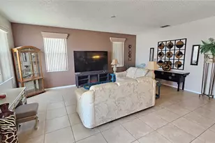 543 Terranova Cir, Winter Haven, FL 33884 - Photo 3