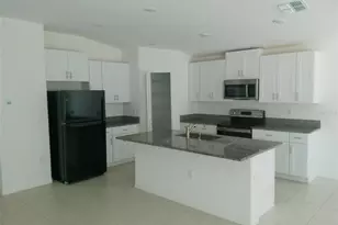 1646 Red Loop, Lakeland, FL 33801 - Photo 9