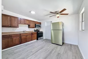 319 Leta St, Auburndale, FL 33823 - Photo 3