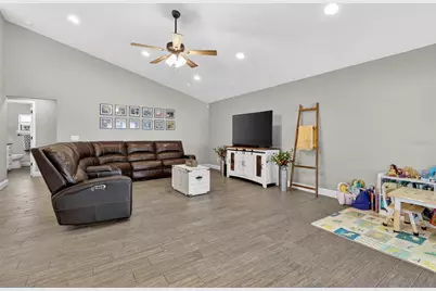 143 Bentley Oaks Boulevard, Auburndale, FL 33823 - Photo 25