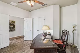 31518 Bearded Oak Dr, Wesley Chapel, FL 33543 - Photo 35