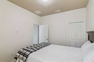 31518 Bearded Oak Dr, Wesley Chapel, FL 33543 - Photo 29