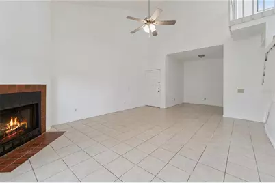 2040 San Marcos Drive SE #206, Winter Haven, FL 33880 - Photo 5