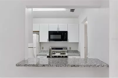 2040 San Marcos Drive SE #206, Winter Haven, FL 33880 - Photo 9