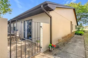 2813 Wingfoot Ct, Winter Haven, FL 33884 - Photo 1