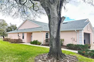 29 Enclave Dr, Winter Haven, FL 33884 - Photo 1