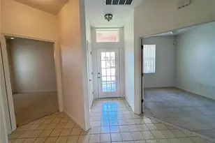 29 Enclave Dr, Winter Haven, FL 33884 - Photo 3