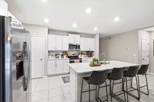 4306 Salt Springs Ln, Lakeland, FL 33811 - Photo 3