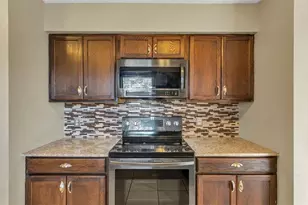 4036 Hollyhead Cir S, Lakeland, FL 33811 - Photo 13