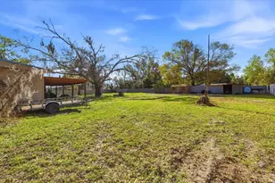 901 W Trapnell Rd, Plant City, FL 33566 - Photo 29