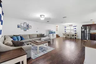 901 W Trapnell Rd, Plant City, FL 33566 - Photo 9