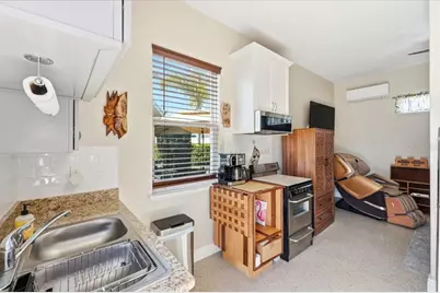 326 Nolane Lane, Polk City, FL 33868 - Photo 9