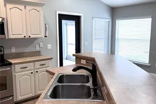 2616 Hickory View Loop, Lakeland, FL 33813 - Photo 11