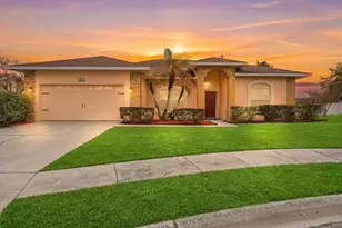 831 Bryson Loop, Lakeland, FL 33809 - Photo 3