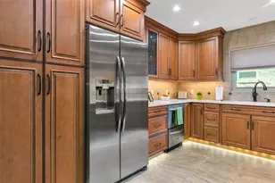 474 Barbados Cir, Lakeland, FL 33803 - Photo 23