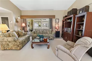 111 Las Flores, Winter Haven, FL 33884 - Photo 5