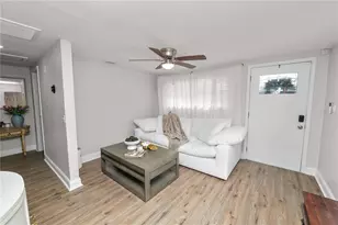 272 Avenue A, Waverly, FL 33877 - Photo 3