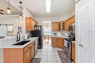 6474 Bristol Oaks Dr, Lakeland, FL 33811 - Photo 11