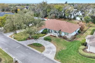 858 Hanover Wy, Lakeland, FL 33813 - Photo 3