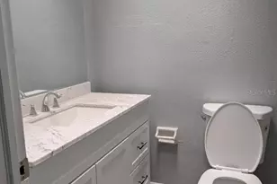 3175 Cross Fox Dr, Mulberry, FL 33860 - Photo 9