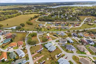 305 Motorcoach Dr S, Polk City, FL 33868 - Photo 7