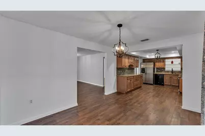 553 Villa Vista Boulevard, Lakeland, FL 33813 - Photo 11