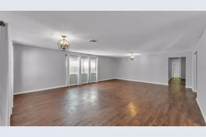 553 Villa Vista Boulevard, Lakeland, FL 33813 - Photo 9