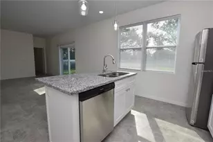 202 W Crescent Dr, Lakeland, FL 33805 - Photo 5