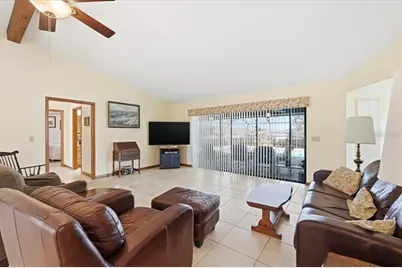 8512 Plantation Ridge Boulevard, Lakeland, FL 33809 - Photo 5