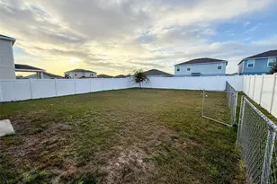 1429 Feather Ln, Winter Haven, FL 33880 - Photo 9