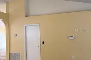 8004 E Settlers Creek Ln, Lakeland, FL 33810 - Photo 15