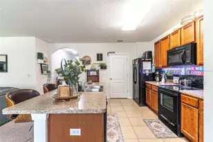 1989 Van Buren Loop, Auburndale, FL 33823 - Photo 5