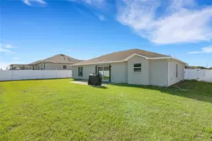 2352 Twin Lake View Rd, Winter Haven, FL 33881 - Photo 5